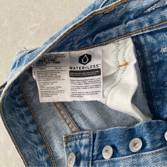 LEVI’S WEDGIE ICON JEANS - Picture 7 of 10